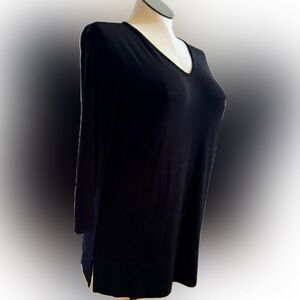 CHICO’S Black 3/4 Sleeve V Neck Tunic, side slits, Travelwear Chico Sz 2 = L/XL